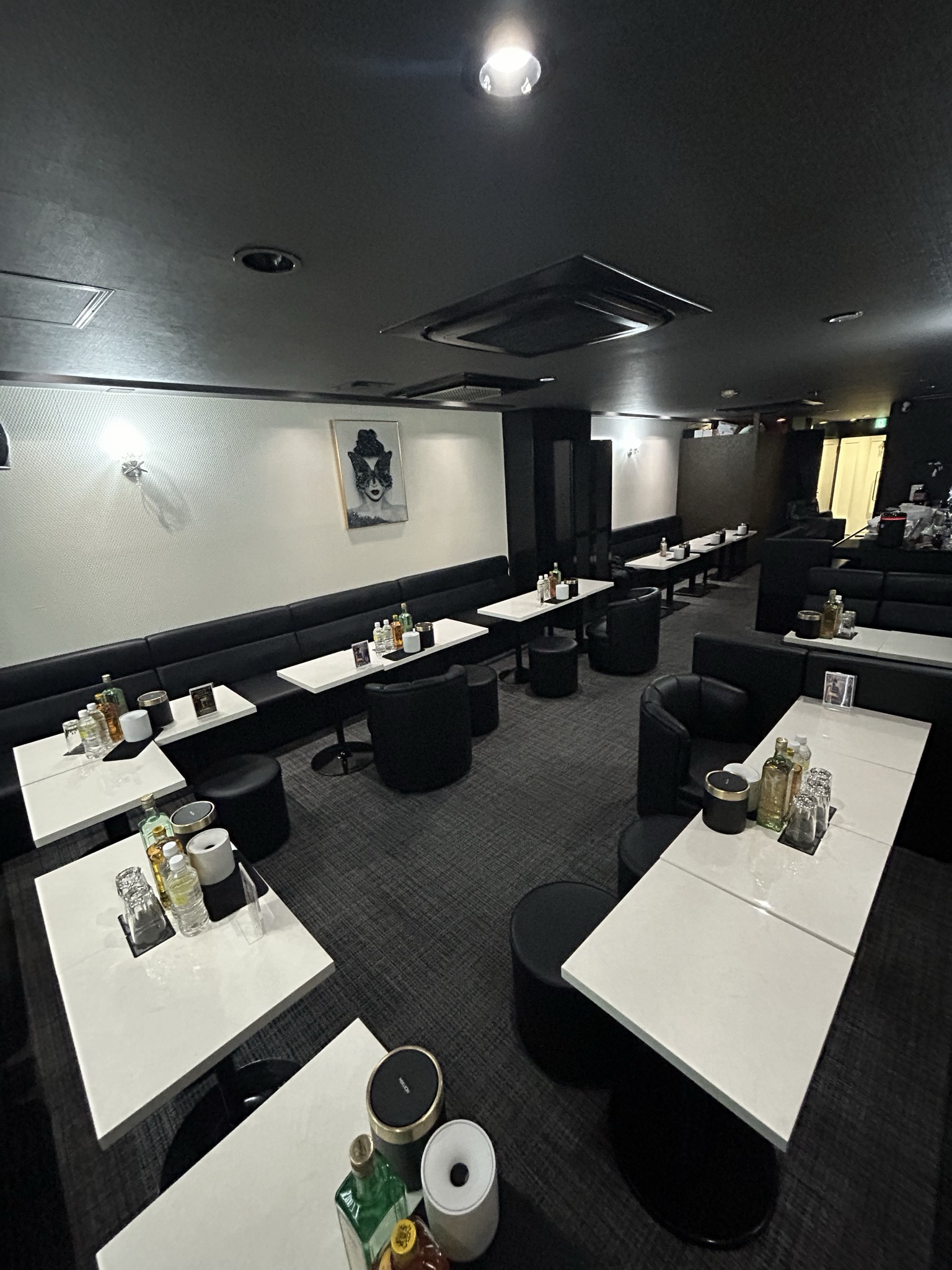 lounge AIMER 上質なひとときを彩るカウンター